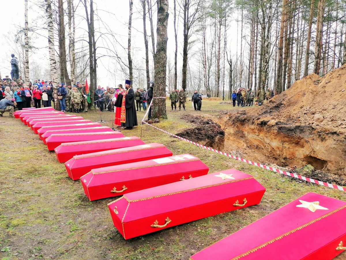 802 солдата красной армии обрели покой