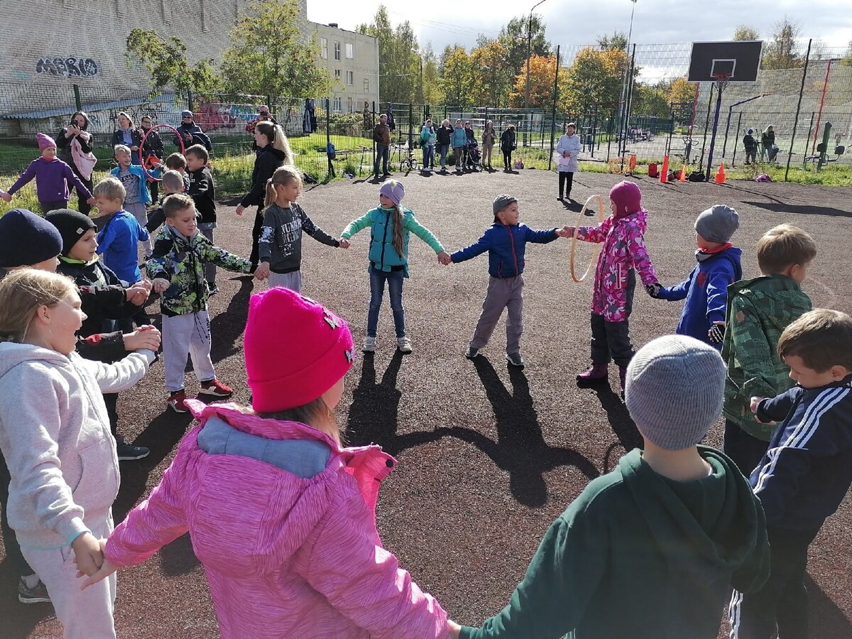 Во второй школе Кировска дети провели 17 сентября с пользой для здоровья