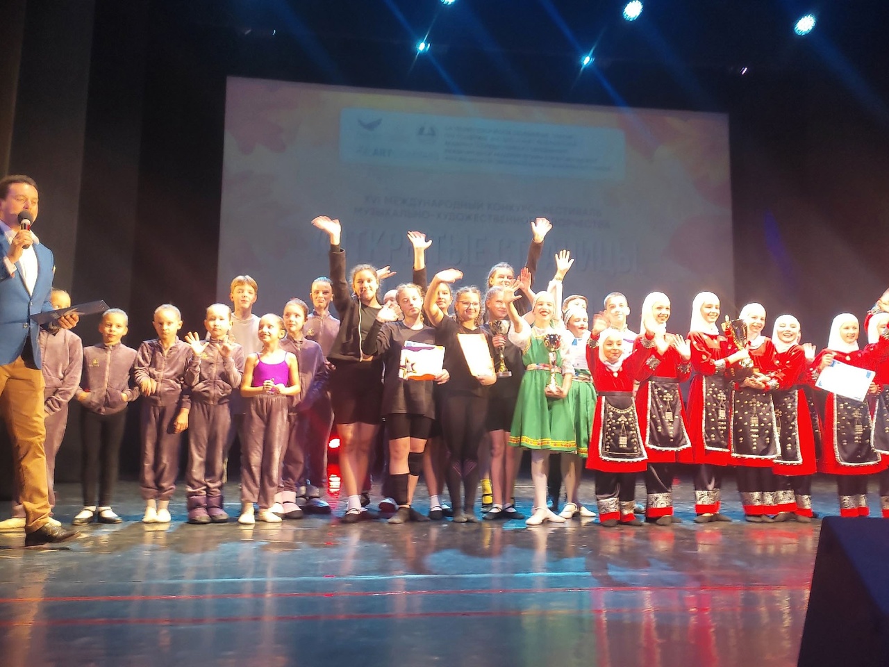 Ансамбль танца "Олимпия" вернулся с победой из Великого Новгорода 