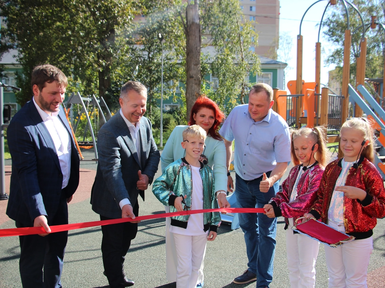 В Кировском районе открыли новую благоустроенную территорию 