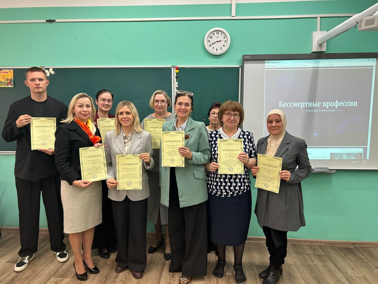 В Кировском районе стартовал муниципальный этап конкурса "Учитель года" 