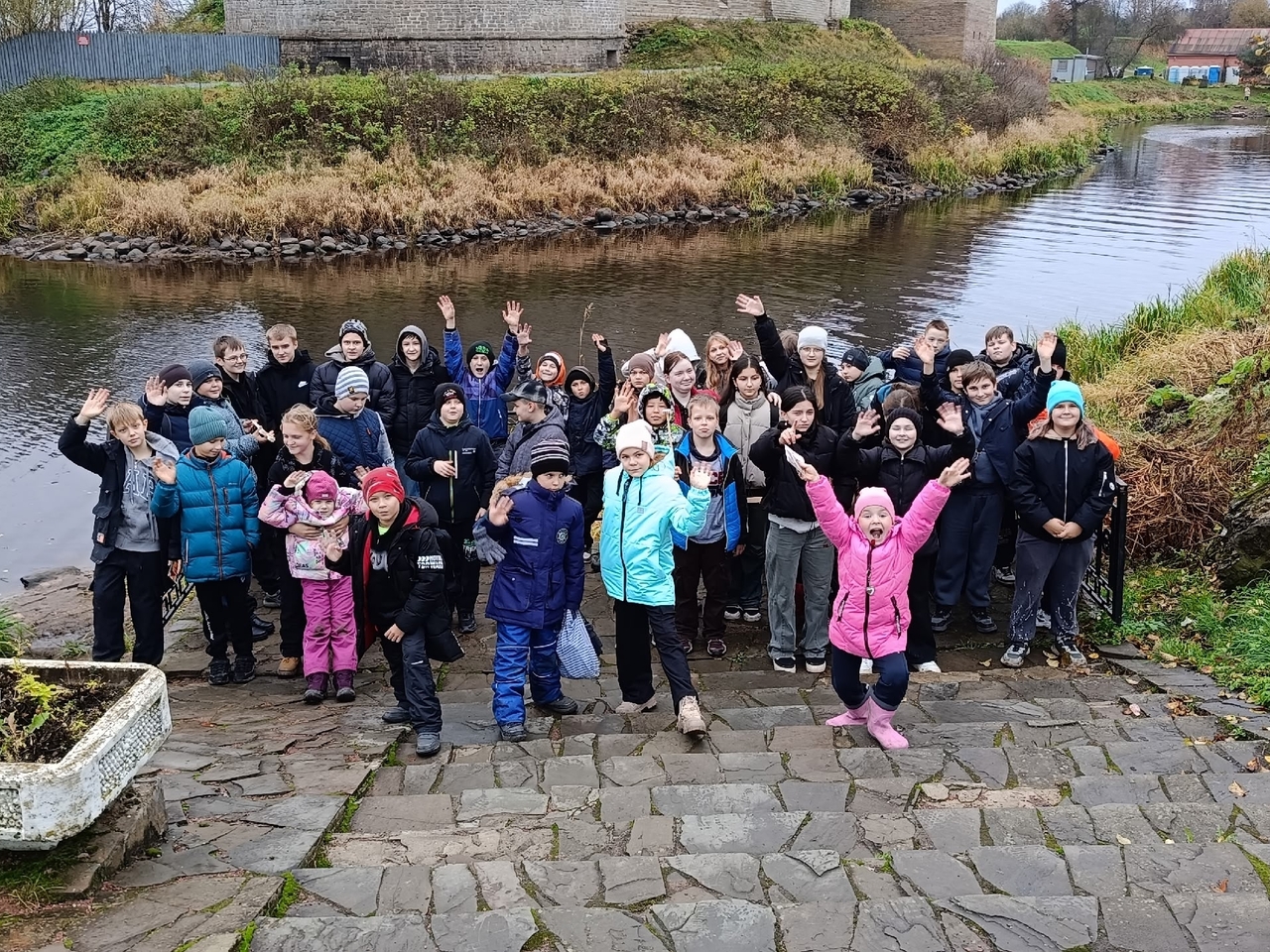 Пора в путь-дорогу! Пора в путь-дорогу!