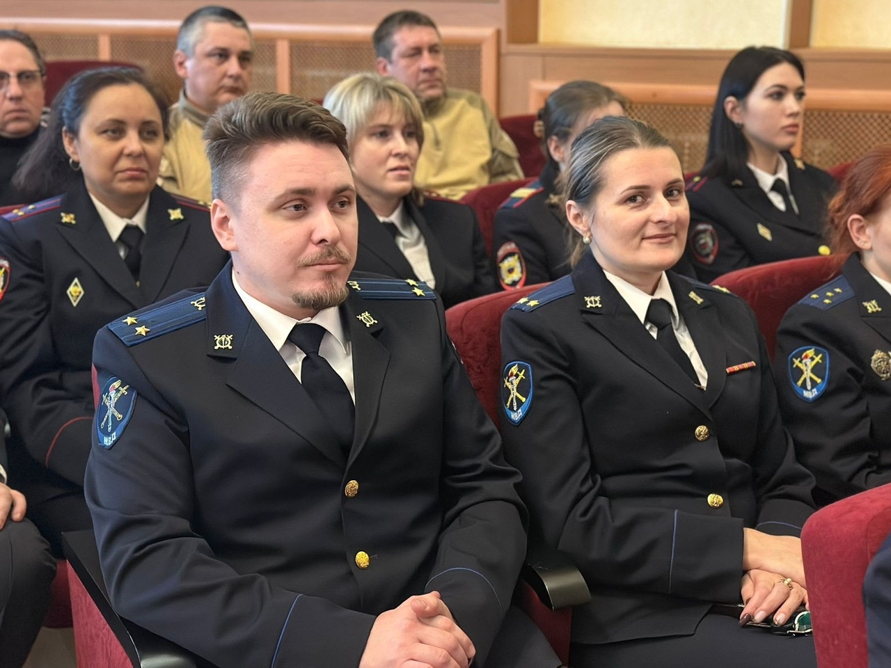 В Кировском районе поздравили сотрудников органов внутренних дел В Кировском районе поздравили сотрудников органов внутренних дел