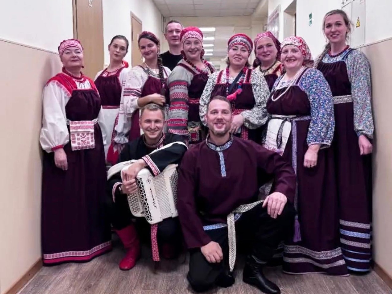 Ансамбль народной песни «Мята» — лауреат I степени всероссийского конкурса Ансамбль народной песни «Мята» — лауреат I степени всероссийского конкурса