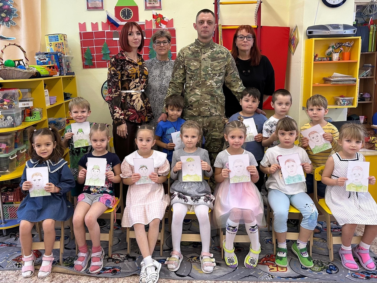 Юные синявинцы встретились с ветераном #СВО Юные синявинцы встретились с ветераном #СВО