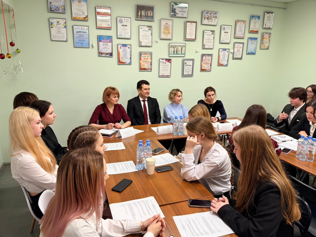 Молодёжный совет района обсудил взаимодействие и гранты 