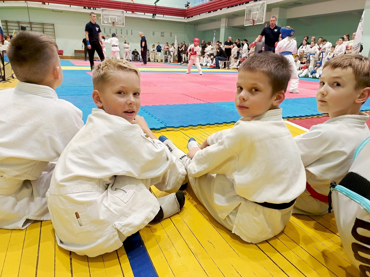 Предновогодний турнир принёс нашей команде целый ворох наград 