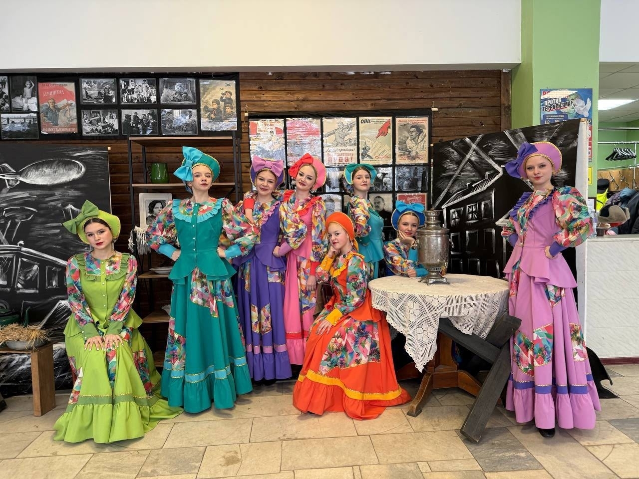 «Радуга» зажгла на сцене фестиваля «Шире круг – 2026» «Радуга» зажгла на сцене фестиваля «Шире круг – 2026»