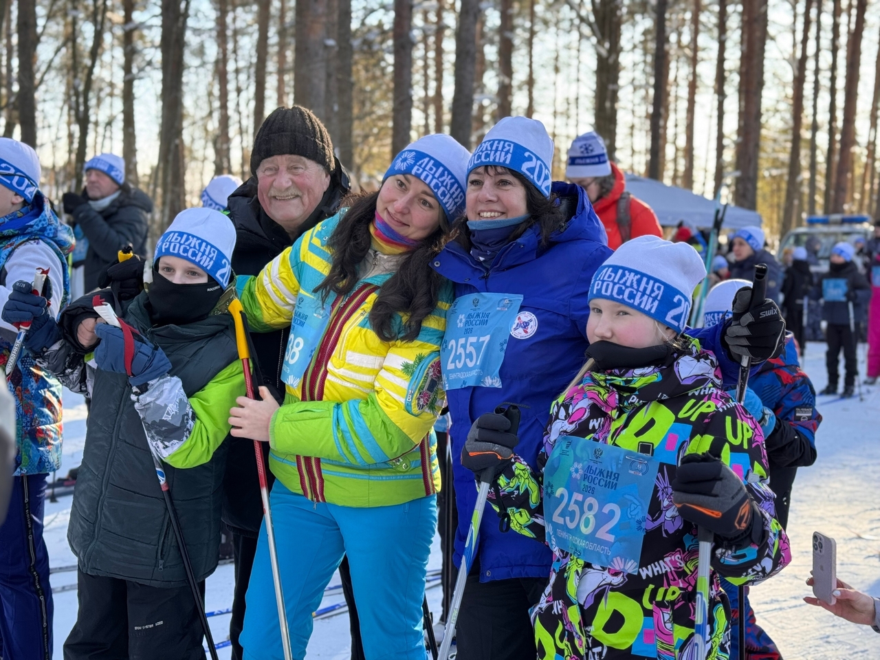 Около 300 участников вышли на старт «Лыжни России – 2026» в Кировском районе 