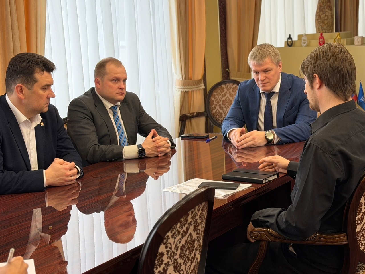 В центре внимания — вопросы экологии и здравоохранения 