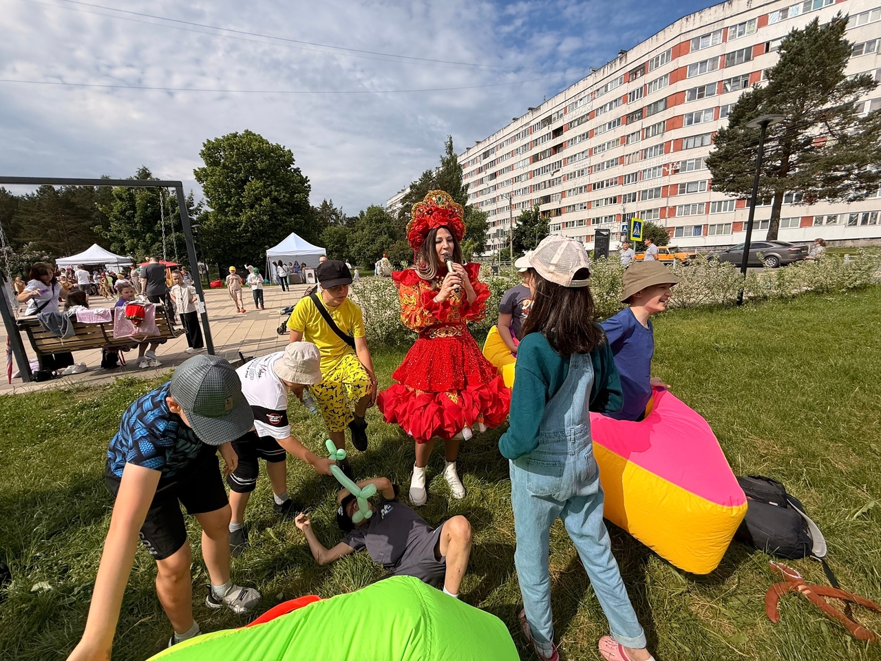 Лето — время радости и красок! Лето — время радости и красок!