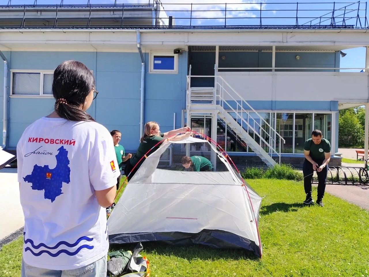 «Семейная зарница» в Кировске: папа, мама, я — одна команда Победы! 