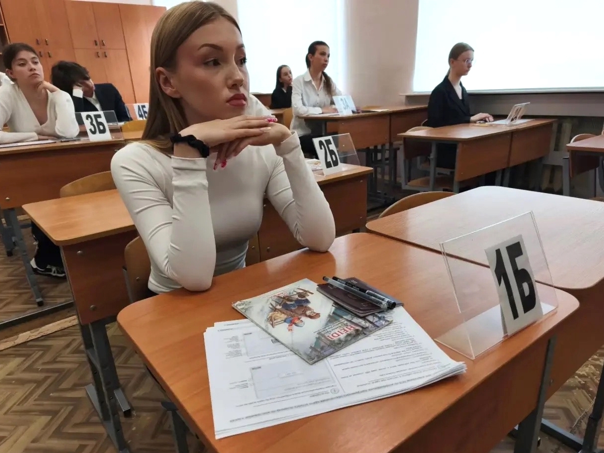 Экзаменационный марафон: ОГЭ и ЕГЭ в Кировском районе продолжаются Экзаменационный марафон: ОГЭ и ЕГЭ в Кировском районе продолжаются