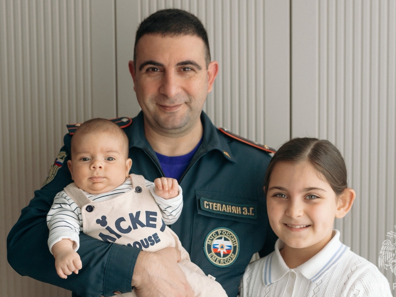 Два фронта Эдгара Степаняна: служба и семья 
