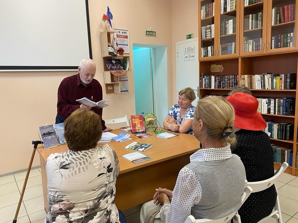 Владимир Сафонов представил свою новую книгу «Поморская судьба»