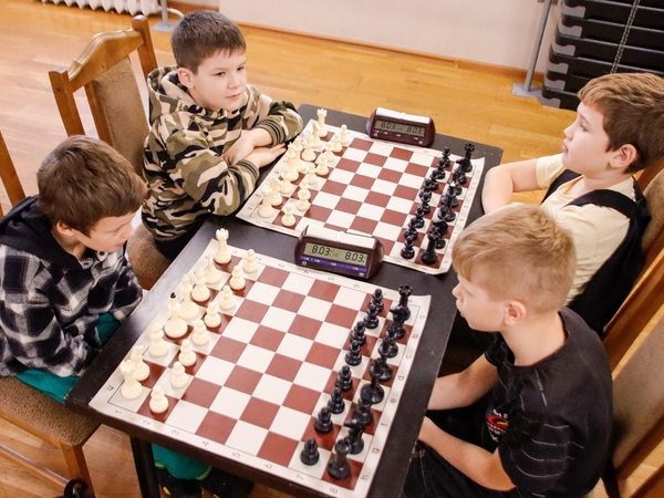 Городской турнир объединил шахматистов Отрадного