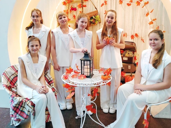 «Кантабиле» завоевал три награды на областном конкурсе эстрадной песни «Созвездие талантов» 