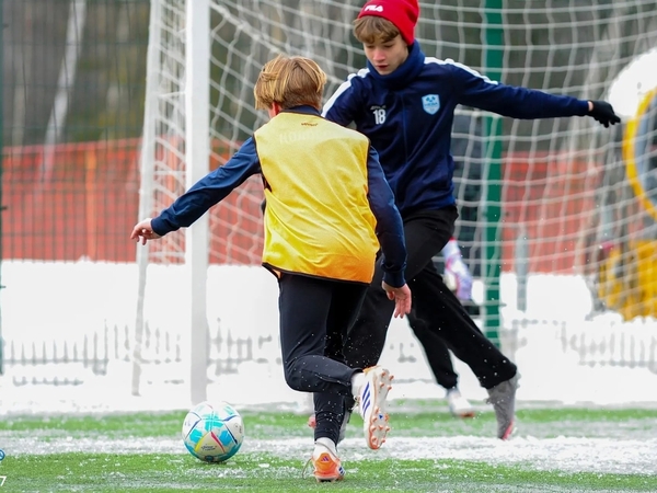 Валенки, лыжи и футбол на снегу: кировские школьники привезли серебро с фестиваля «Русская зима» 