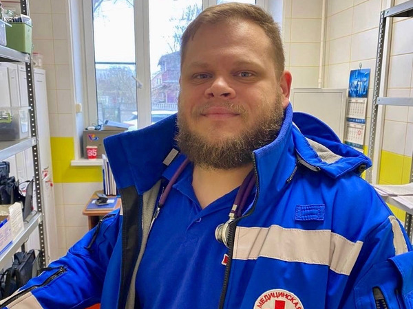 «То, ради чего мы все здесь»: история фельдшера, который 15 лет спасает жизни 