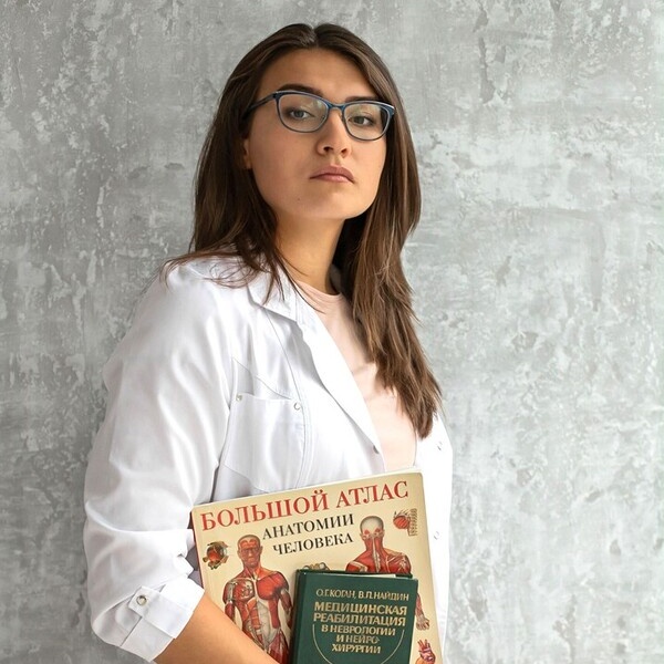 Нина Крылова: «Движение начинается с опоры. А восстановление – с доверия к себе и тому, кто рядом…»