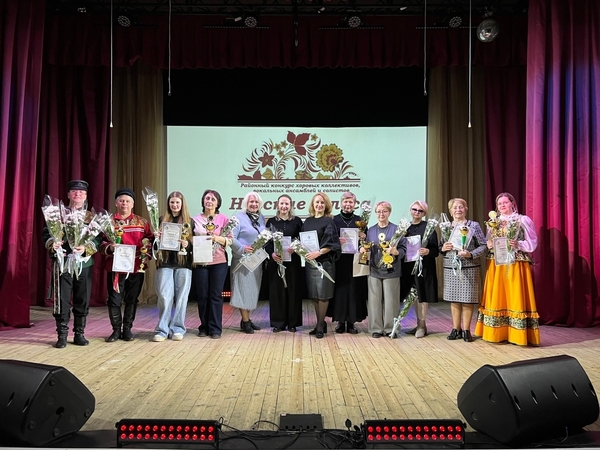 Конкурс «Невские голоса» в посёлке Синявино собрал звезд народной песни 