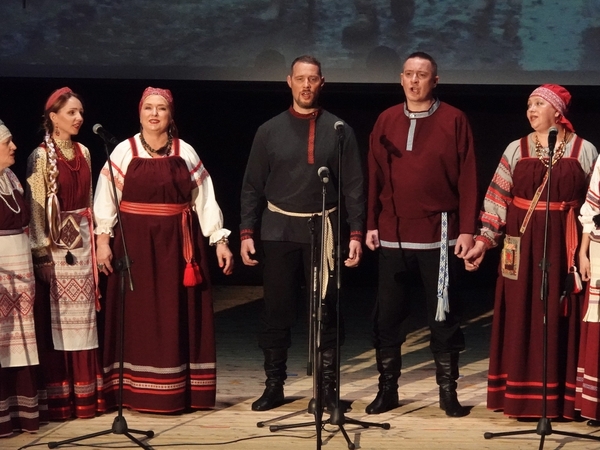 В Кировске прошёл отчётный концерт прошёл хора «Любава» 
