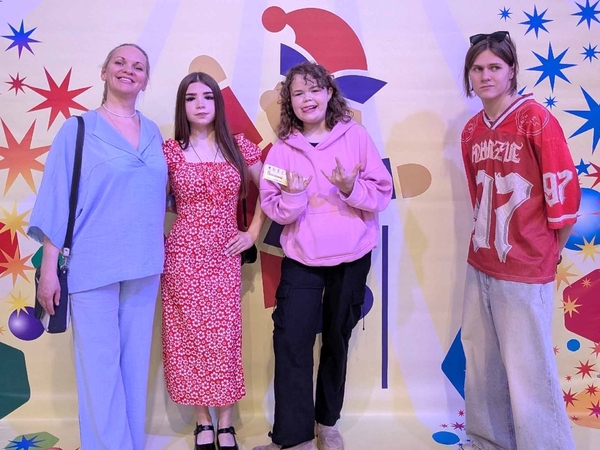 Большие и маленькие артисты привезли победу из Саратова Большие и маленькие артисты привезли победу из Саратова