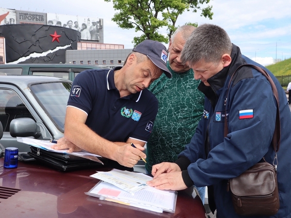 Госветслужба Ленобласти передала технику для бойцов СВО Госветслужба Ленобласти передала технику для бойцов СВО