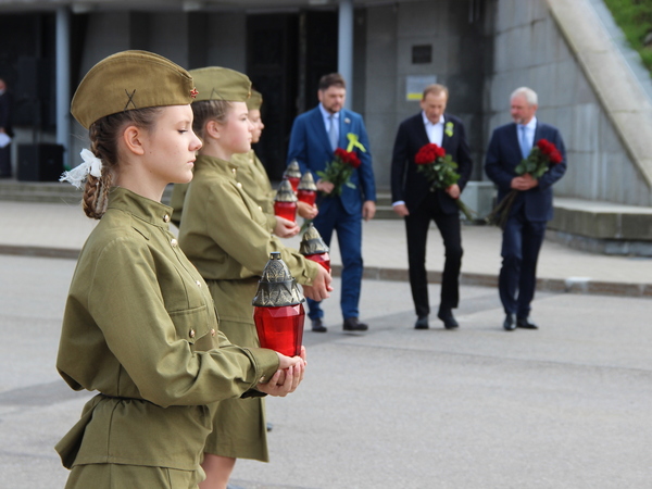 В Кировском районе почтили память героев Ленинграда 
